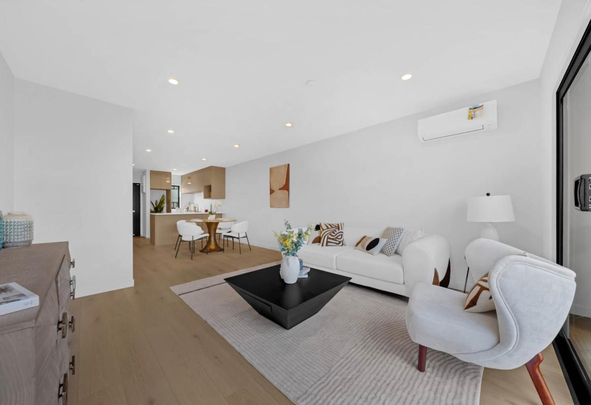 Master Build Guarantee, Brandnew 3 beds 1.5 baths home with car park, close to schools, shops, easy motorway access, 0.4 km to Lincoln Heights School, 27 Awhi Lane, Massey, Auckland