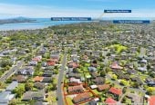 1294m2 section, Two 3beds 2 baths houses with double garage, close to schools, shopping centre,s, 0.4 km to Sunny Hills School, 0.6 km to Farm Cove Intermediate, 0.7 km to Wakaaranga School, 1.3 km to Pakuranga College, 22 & 24 Luton Avenue, Sunnyhills, Auckland