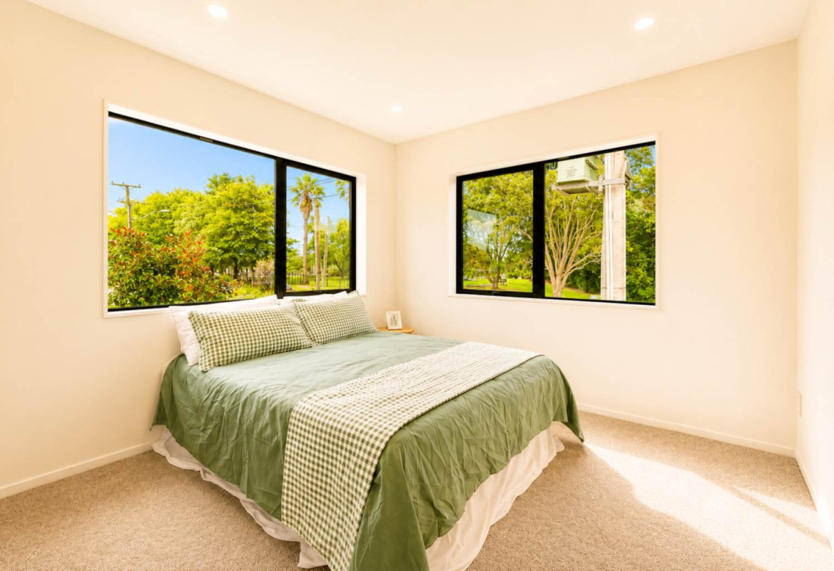 Beside the Reserve, Brandnew standalone 4 beds 2.5 baths home with double garage, close to schools, town centre, motorway access, 0.3 km to Otahuhu Intermediate, 0.8 km to Otahuhu School, 2A Church Street, Otahuhu, Auckland