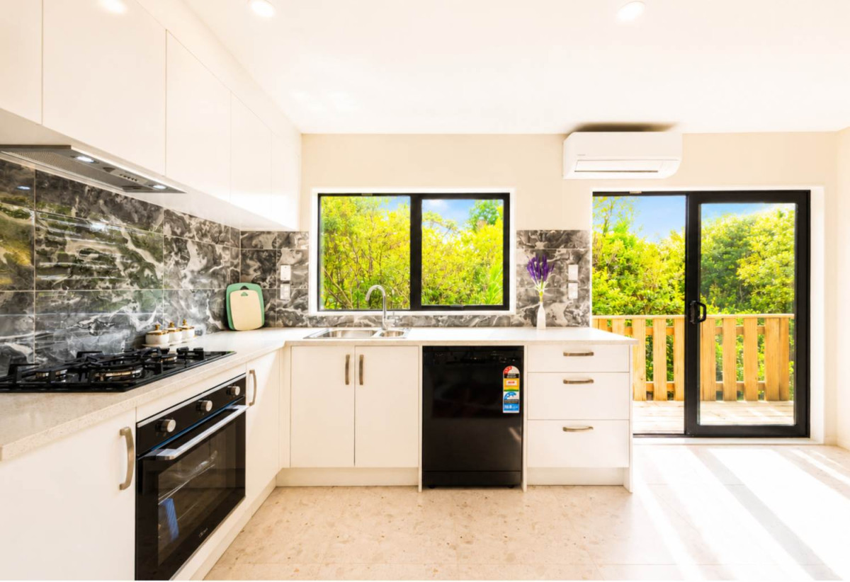 Beside the Reserve, Brandnew standalone 4 beds 2.5 baths home with double garage, close to schools, town centre, motorway access, 0.3 km to Otahuhu Intermediate, 0.8 km to Otahuhu School, 2A Church Street, Otahuhu, Auckland