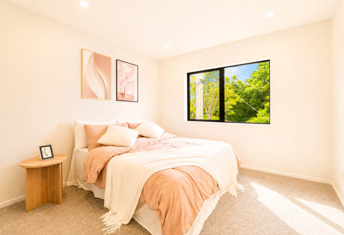 Beside the Reserve, Brandnew standalone 4 beds 2.5 baths home with double garage, close to schools, town centre, motorway access, 0.3 km to Otahuhu Intermediate, 0.8 km to Otahuhu School, 2A Church Street, Otahuhu, Auckland