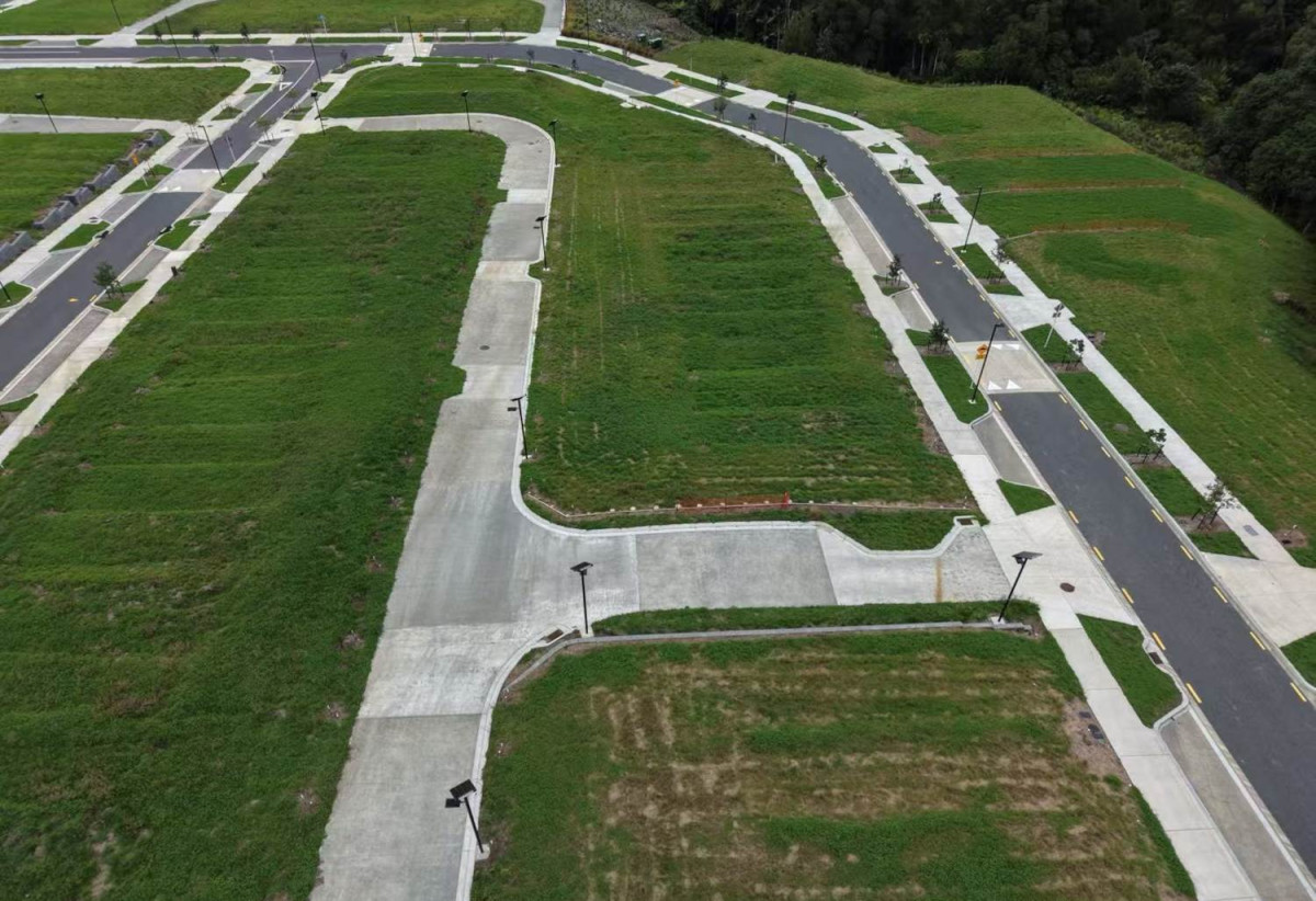 Prime Sections for Buyers Looking to Build Soon, 3.6 km to Ormiston town centre, zoned for Ormiston Junior College, Ormiston Senior College, and a brand-new primary school opening nearby soon. Lots/125c Murphys Park Drive, Flat Bush, Auckland