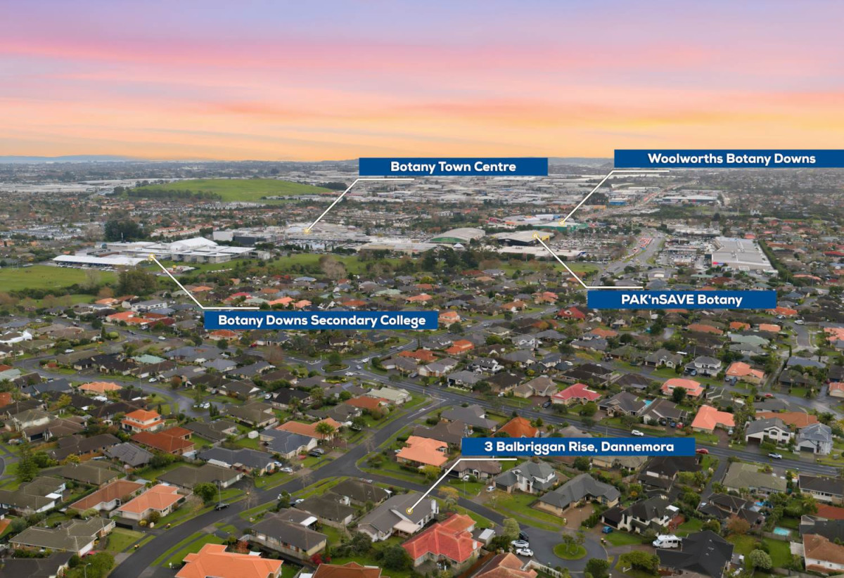 782m2 section, Botany Downs Secondary College zone, Renovated 4 beds 2 baths house with double garage, within easy walking distance to Botany Town Centre, 0.6 km to Point View School, 0.8 km to Botany Downs Secondary College, 3 Balbriggan Rise, Dannemora, Auckland