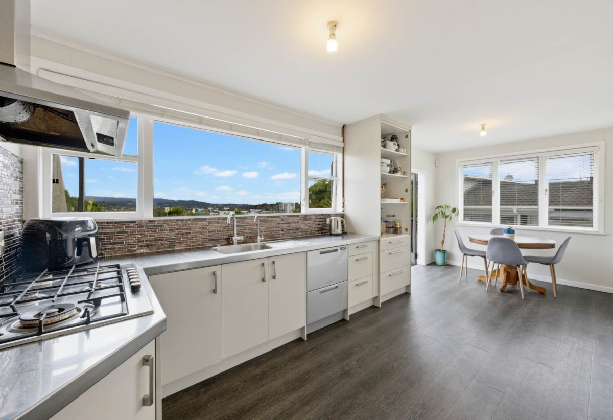 MORTGAGEE SALE, 1012m2 section, 4 beds 1 bath house with double garage, road frontage section zoned Terrace Housing and Apartment Building. close to the train station, bus routes, supermarkets, and shopping centre, 0.8 km to Glen Eden School and Kelston Girls’ College, 1A Pleasant Road, Glen Eden, Auckland