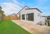Brandnew standalone 4 beds 2 baths house with garage, close to Opaheke School, Rosehill College, and Opaheke Reserve, 52 Bannockburn Road, Opaheke, Auckland