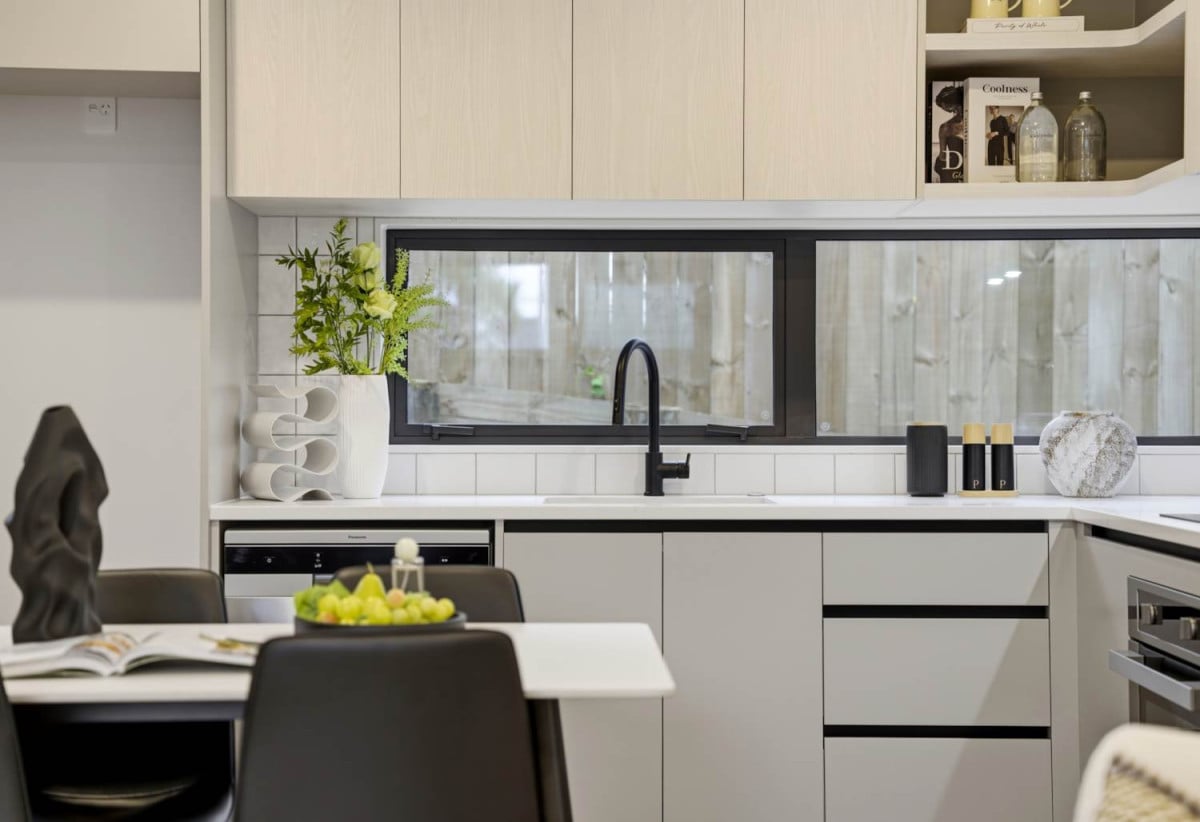 10-Year Stamford Warranty, Brandnew standalone 3 beds 2.5 baths home with garage, close to beach waterfront reserve, walking tracks, Beach Haven Village, 0.5 km to Beach Haven School, 1.3 km to Birkdale Intermediate School, 10E Neptune Avenue, Beach Haven, Auckland