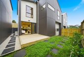 10-Year Stamford Warranty, Brandnew standalone 3 beds 2.5 baths home with garage, close to beach waterfront reserve, walking tracks, Beach Haven Village, 0.5 km to Beach Haven School, 1.3 km to Birkdale Intermediate School, 10E Neptune Avenue, Beach Haven, Auckland