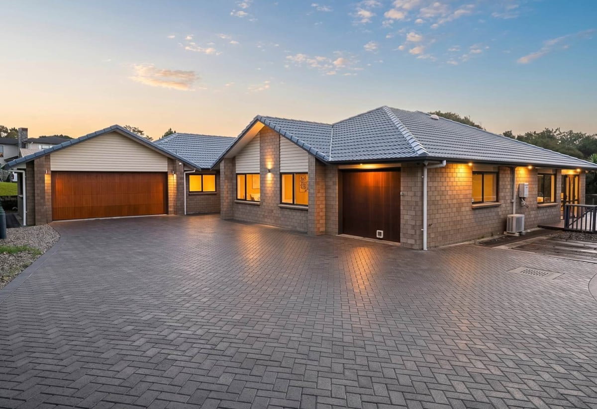 Home and income on 2502m2 section, 2 kitchens, main house 3 beds 2 baths with double garage, a private guest wing 2 beds 1 bath with its own entrance and single garage, overlooking the picturesque Torbay Heights Reserve, Approximately 10 minutes to Albany Mega Centre, close to schools, beach, 1.2 km to Long Bay School, 1.5 km to Long Bay College, 2 km to Northcross Intermediate, 349 Glenvar Road, Long Bay, Auckland