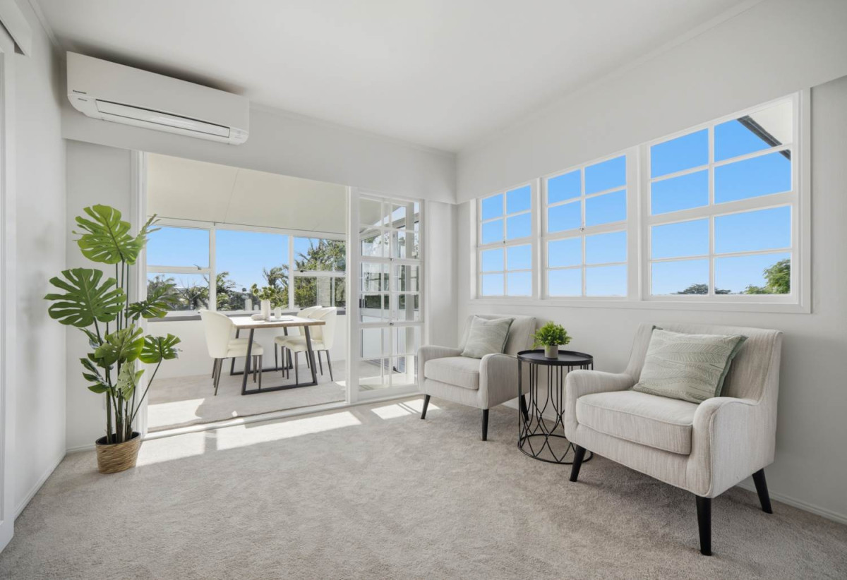 Renovated 3 beds + a large rumpus room 2 baths with garage on 403m2 section, Fully renovated throughout, with a new roof installed in 2022, Easy walk to Birkenhead Village, 0.4 km to Birkenhead School, 0.5 km to Northcote College, 86D Harrington Road, Henderson, Auckland