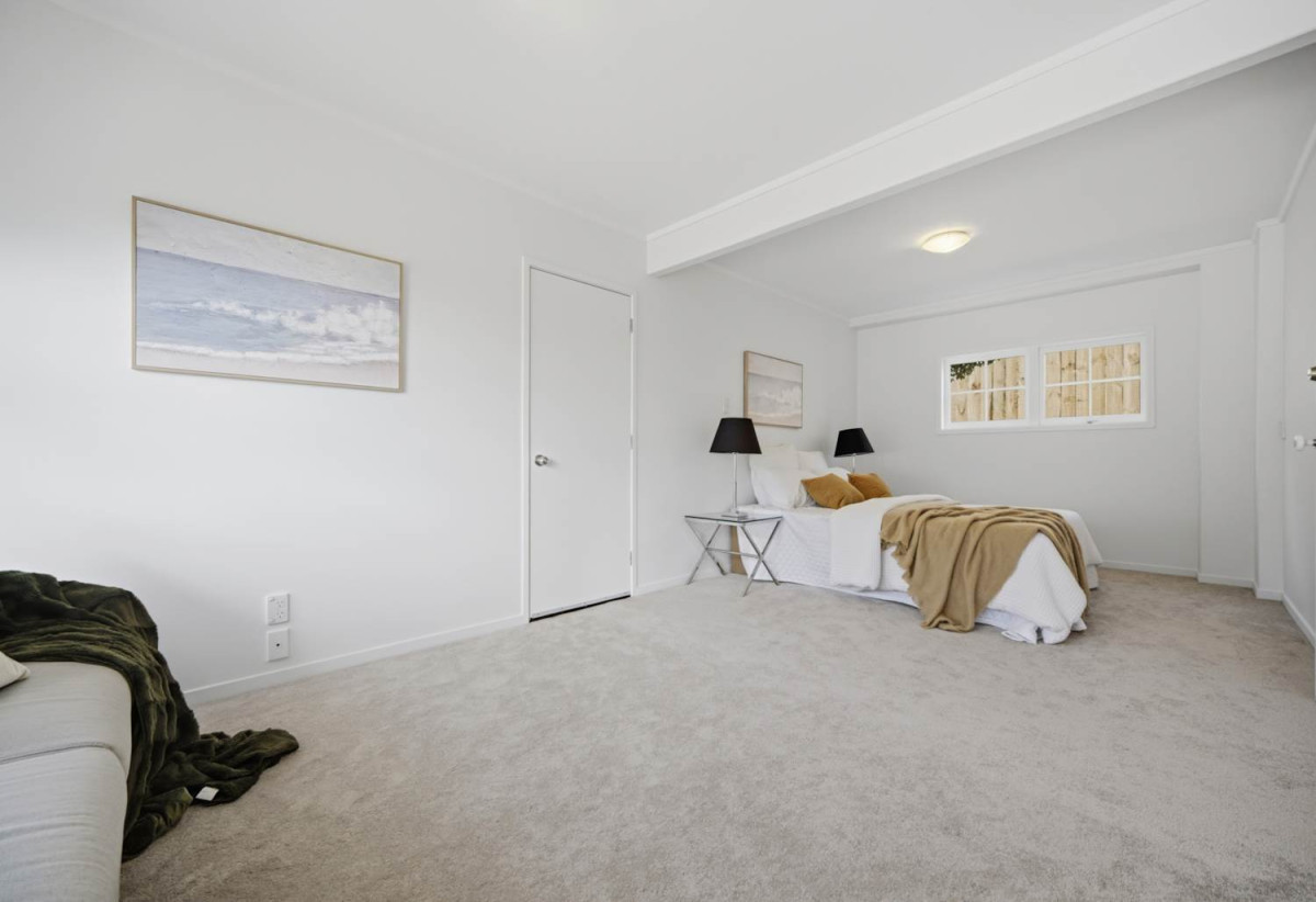 Renovated 3 beds + a large rumpus room 2 baths with garage on 403m2 section, Fully renovated throughout, with a new roof installed in 2022, Easy walk to Birkenhead Village, 0.4 km to Birkenhead School, 0.5 km to Northcote College, 86D Harrington Road, Henderson, Auckland