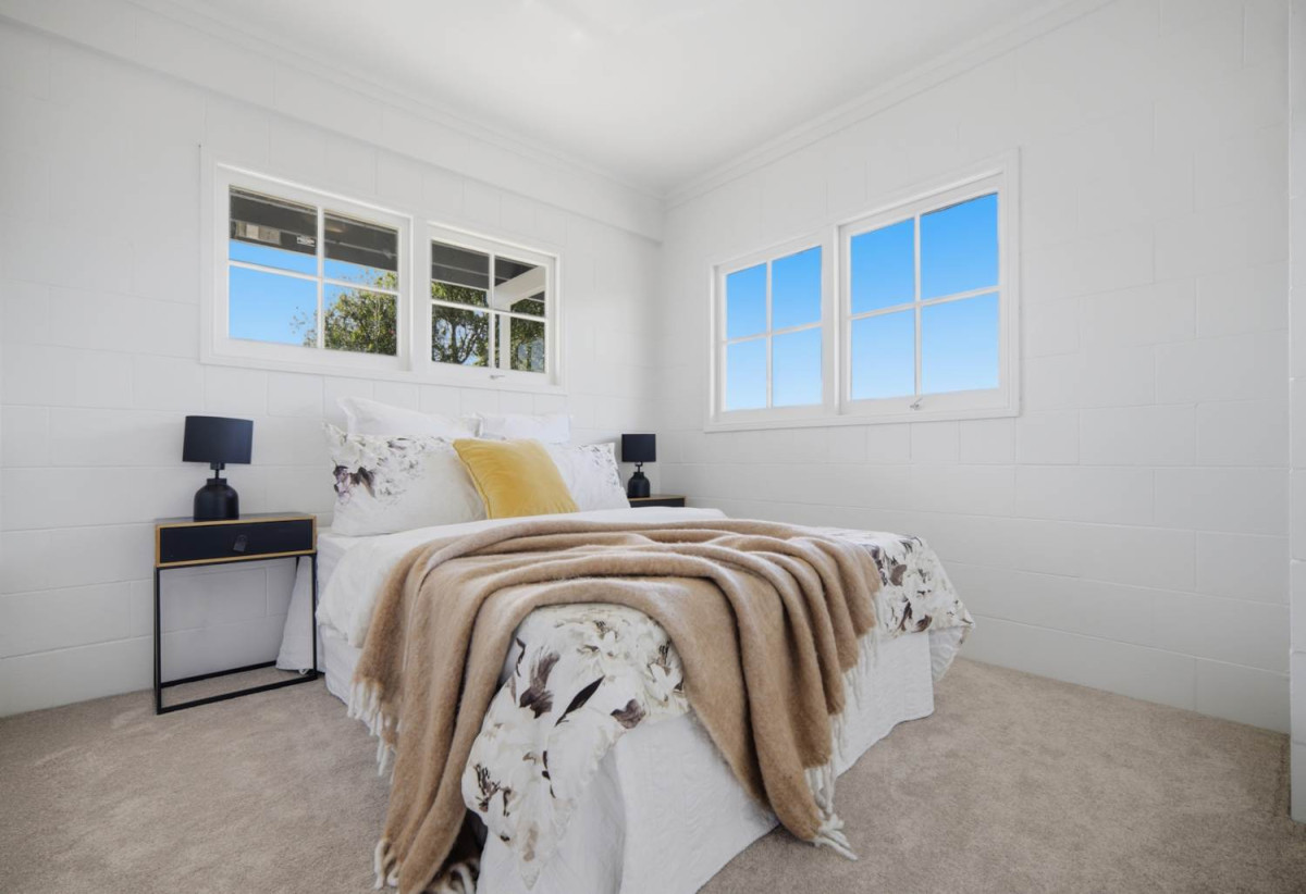 Renovated 3 beds + a large rumpus room 2 baths with garage on 403m2 section, Fully renovated throughout, with a new roof installed in 2022, Easy walk to Birkenhead Village, 0.4 km to Birkenhead School, 0.5 km to Northcote College, 86D Harrington Road, Henderson, Auckland