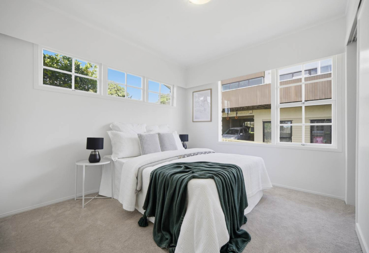 Renovated 3 beds + a large rumpus room 2 baths with garage on 403m2 section, Fully renovated throughout, with a new roof installed in 2022, Easy walk to Birkenhead Village, 0.4 km to Birkenhead School, 0.5 km to Northcote College, 86D Harrington Road, Henderson, Auckland