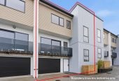Brandnew 4 beds 2.5 baths home with garage, close to Lynn Mall, schools, 1 km to Fruitvale Road School, 4/5 Arawa Street, New Lynn, Auckland