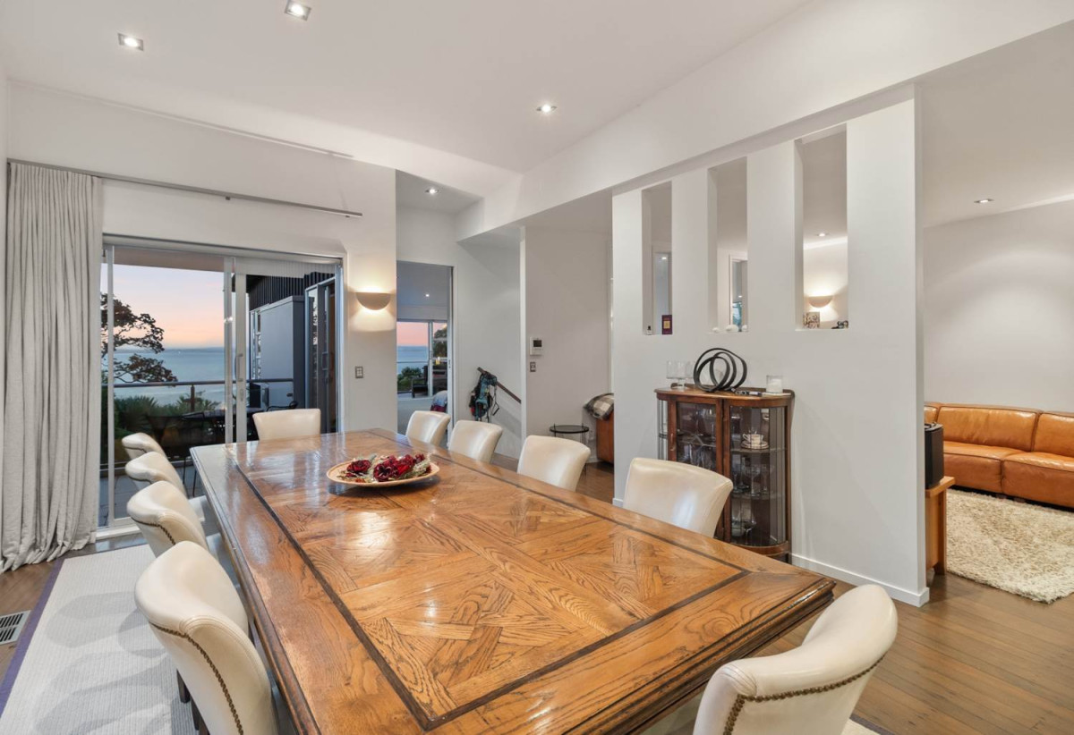 829m2 section, Motivated Vendor, 361m2 Sea Views 4 beds + office 3 baths house triple garage and swimming pool, close to schools, shops, parks, easy motorway access, 0.6 km to Pt Chevalier School, 1.7 km to Western Springs College and Pasadena Intermediate, 70 St Michaels Avenue, Pt Chevalier, Auckland
