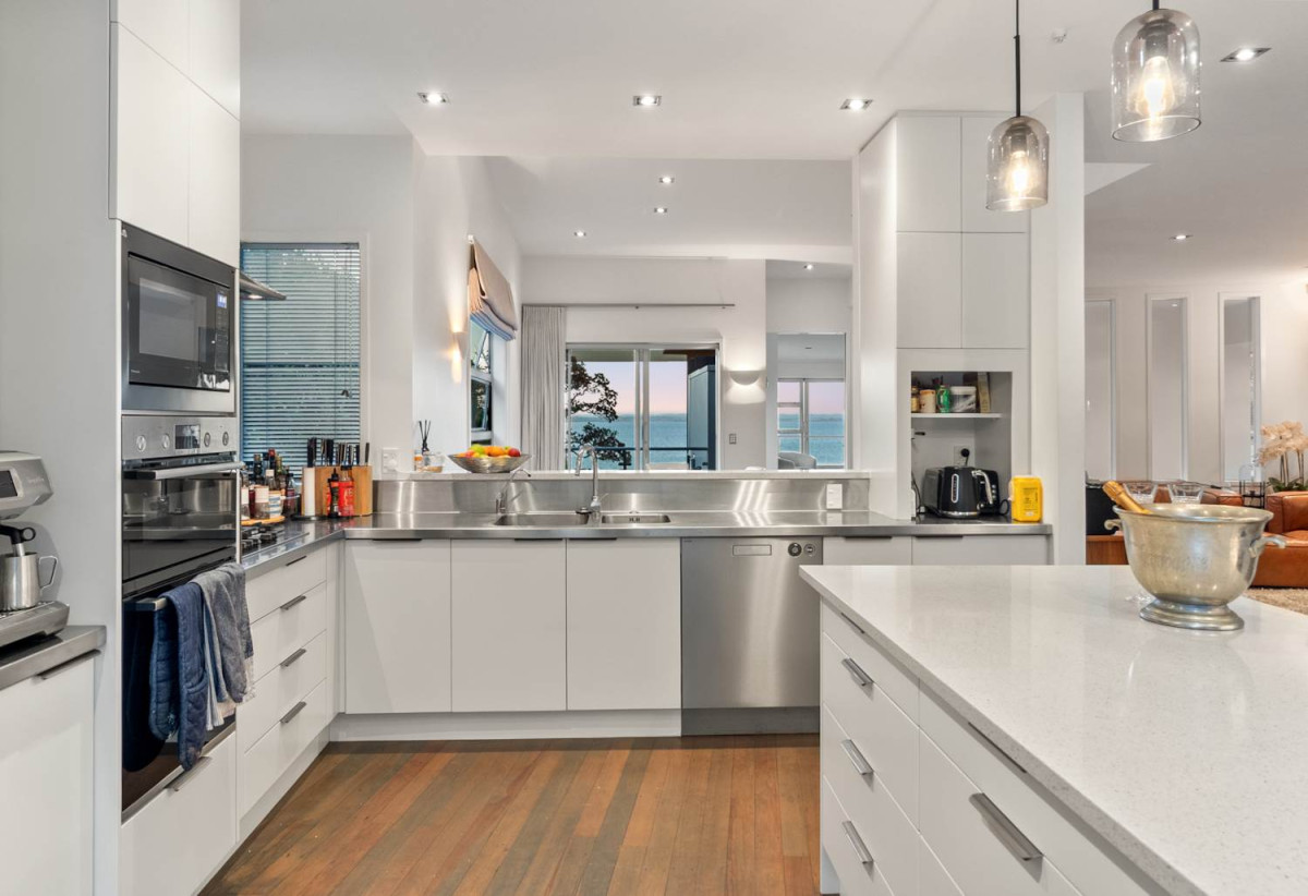 829m2 section, Motivated Vendor, 361m2 Sea Views 4 beds + office 3 baths house triple garage and swimming pool, close to schools, shops, parks, easy motorway access, 0.6 km to Pt Chevalier School, 1.7 km to Western Springs College and Pasadena Intermediate, 70 St Michaels Avenue, Pt Chevalier, Auckland
