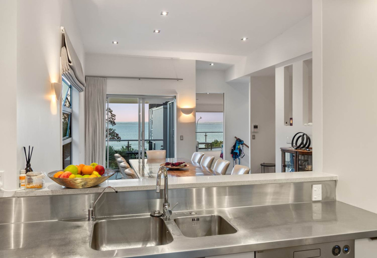 829m2 section, Motivated Vendor, 361m2 Sea Views 4 beds + office 3 baths house triple garage and swimming pool, close to schools, shops, parks, easy motorway access, 0.6 km to Pt Chevalier School, 1.7 km to Western Springs College and Pasadena Intermediate, 70 St Michaels Avenue, Pt Chevalier, Auckland