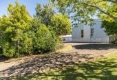 MORTGAGEE SALE, 2547m2 section, 4 beds 2 baths house with tripe garage, close to beach, local schools and shopping amenities. 0.8 km to Stanmore Bay School, 88 Brian Crescent, Stanmore Bay, Auckland