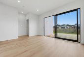 Brandnew rick & Oblique 3 beds 2.5 baths house with garage, close to schools, Opaheke Sports Park, shops, easy motorway access, 11 Stableford Crescent, Opaheke, Auckland