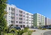 Forget the Council CV, 50m2 1 bed 1 bath apartment, close to schools, shops, shopping centres, 0.6 km to Onehunga Primary School, 1.2 km to Royal Oak Intermediate School, 110/9D Jordan Avenue, Onehunga, Auckland