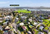 3 beds house on 847m2 section with RC, EPA approved for five standalone homes, BC can be provided prior to settlement, 0.5 km to Sunny Hills School, 1.3 km to Farm Cove Intermediate, 1.9 km to Pakuranga College, 5 Willow Way, Sunnyhills, Auckland