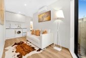 Standalone 5 beds (2 ensuites) + study nook 4.5 baths home with garage, 2 beds 2.5 baths ground floor, close to schools, shopping centres, 0.5 km to Riverhills School and Pakuranga Heights School, 0.9 km to v and Pakuranga Intermediate, 14A Okareka Place, Pakuranga Heights, Auckland
