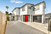 Standalone 5 beds (2 ensuites) + study nook 4.5 baths home with garage, 2 beds 2.5 baths ground floor, close to schools, shopping centres, 0.5 km to Riverhills School and Pakuranga Heights School, 0.9 km to v and Pakuranga Intermediate, 14A Okareka Place, Pakuranga Heights, Auckland