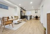 Vendor Relocating – Must Sell, Standalone 3 beds 2.5 baths home with car park, close to schools, shops, supermarkets, motorway access, 0.5 km to Willow Park School, 0.7 km to Northcote Intermediate School, 1.5 km to Northcote College, 2/20 Eban Avenue, Hillcrest, Auckland