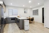 Vendor Relocating – Must Sell, Standalone 3 beds 2.5 baths home with car park, close to schools, shops, supermarkets, motorway access, 0.5 km to Willow Park School, 0.7 km to Northcote Intermediate School, 1.5 km to Northcote College, 2/20 Eban Avenue, Hillcrest, Auckland