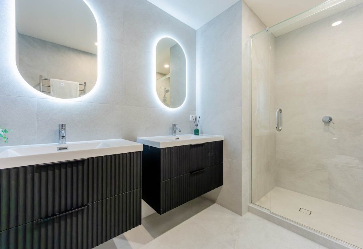 Rangitoto College, Master Build 10-Year Guarantee, Sea views, 170m2 Brandnew standalone 5 beds 3 baths home with garage, zoned for Mairangi Bay School, Murrays Bay Intermediate, and Rangitoto College, close to schools, beach, shops, reserve,  37C-37F Hastings Road, Mairangi Bay, Auckland