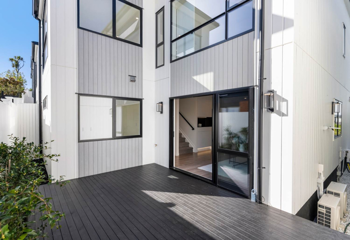 Rangitoto College, Master Build 10-Year Guarantee, Sea views, 170m2 Brandnew standalone 5 beds 3 baths home with garage, zoned for Mairangi Bay School, Murrays Bay Intermediate, and Rangitoto College, close to schools, beach, shops, reserve,  37C-37F Hastings Road, Mairangi Bay, Auckland