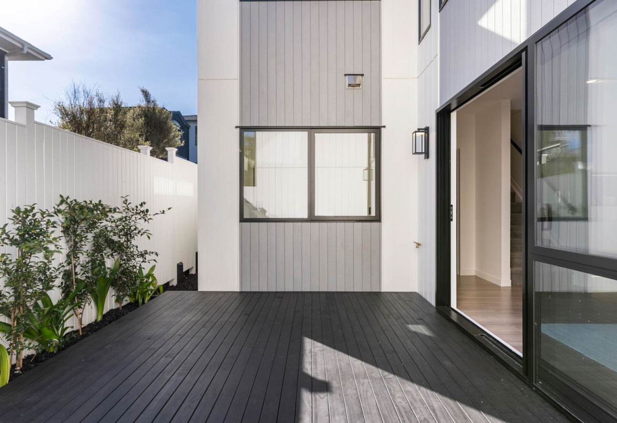 Rangitoto College, Master Build 10-Year Guarantee, Sea views, 170m2 Brandnew standalone 5 beds 3 baths home with garage, zoned for Mairangi Bay School, Murrays Bay Intermediate, and Rangitoto College, close to schools, beach, shops, reserve,  37C-37F Hastings Road, Mairangi Bay, Auckland