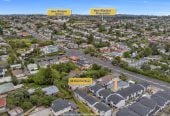 159m2 Standalone 5 beds 3baths home with garage, 1 bed 1 bath ground floor, close to motorway access, local shops, 0.6 km to New Windsor School, 0.7 km to Glenavon School, 5/50 Tiverton Road, Avondale, Auckland