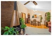 225m2 Standalone 4 beds 2 baths house with car parks, close to schools, local shops, motorway access, 0.7 km to St Paul’s School (Massey), 0.8 km to Massey Primary School, 1 km to Massey High School, 424 Don Buck Road, Massey, Auckland