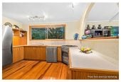 225m2 Standalone 4 beds 2 baths house with car parks, close to schools, local shops, motorway access, 0.7 km to St Paul’s School (Massey), 0.8 km to Massey Primary School, 1 km to Massey High School, 424 Don Buck Road, Massey, Auckland