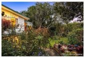 225m2 Standalone 4 beds 2 baths house with car parks, close to schools, local shops, motorway access, 0.7 km to St Paul’s School (Massey), 0.8 km to Massey Primary School, 1 km to Massey High School, 424 Don Buck Road, Massey, Auckland
