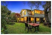 225m2 Standalone 4 beds 2 baths house with car parks, close to schools, local shops, motorway access, 0.7 km to St Paul’s School (Massey), 0.8 km to Massey Primary School, 1 km to Massey High School, 424 Don Buck Road, Massey, Auckland