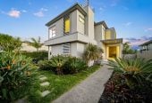 Double Westlake school zone, Breathtaking 180° Views, Sea Views, city skyline views, 640m2 section, 4 beds (2 ensuites) + large office room and rumpus room 3.5 baths house with double garage, 2024 luxury renovated, close to beach, Milford shops, schools, Zoned for Campbells Bay School, Westlake Boys’ and Westlake Girls’ High Schools, and Murrays Bay Intermediate, 62 Seaview Road, Castor Bay, Auckland