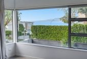 Double Westlake school zone, Breathtaking 180° Views, Sea Views, city skyline views, 640m2 section, 4 beds (2 ensuites) + large office room and rumpus room 3.5 baths house with double garage, 2024 luxury renovated, close to beach, Milford shops, schools, Zoned for Campbells Bay School, Westlake Boys’ and Westlake Girls’ High Schools, and Murrays Bay Intermediate, 62 Seaview Road, Castor Bay, Auckland