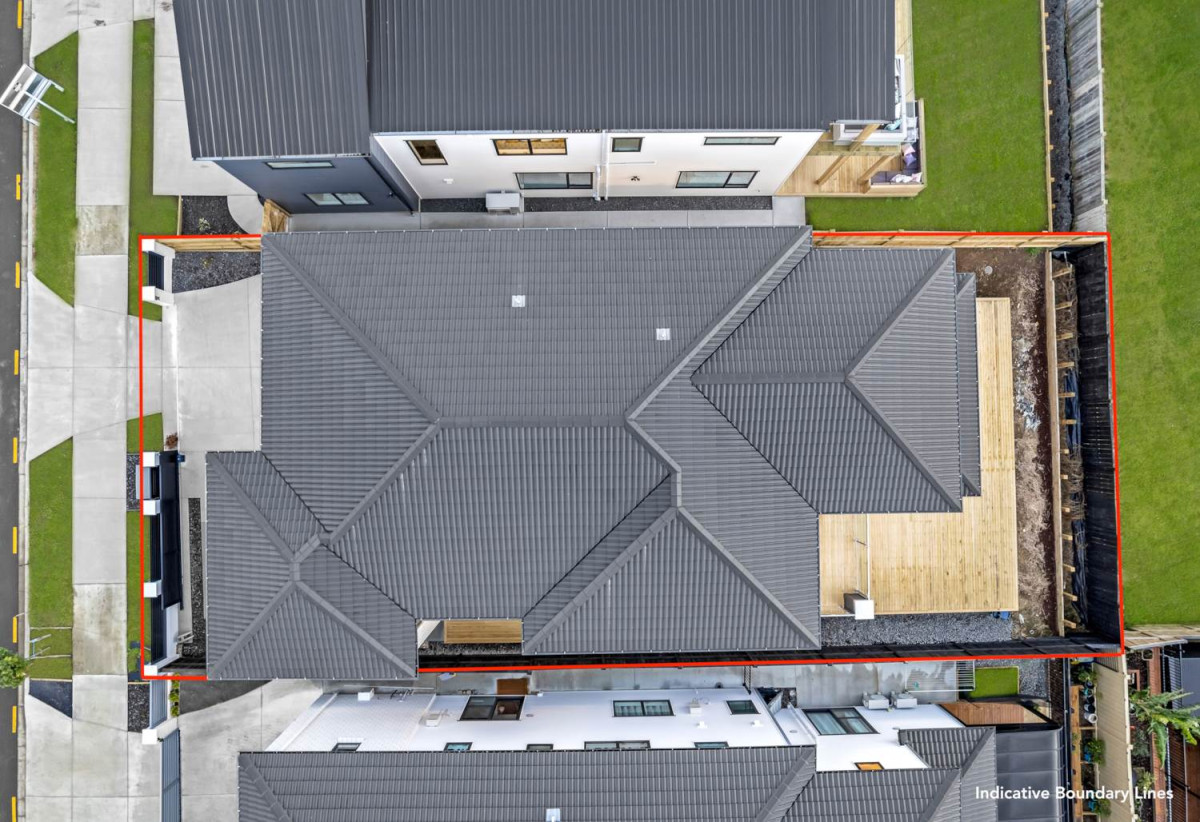 445m2 section, Brandnew 8 beds (6 ensuites) 7.5 baths house with double garage and 2 beds 1 bath granny, close to schools, Ormiston shopping centre, 0.7 km to Mission Heights Junior College, 0.9 km to Mission Heights Primary School, 1.5 km to Ormiston Senior College, 13 Mill Hill Close, Flat Bush, Auckland