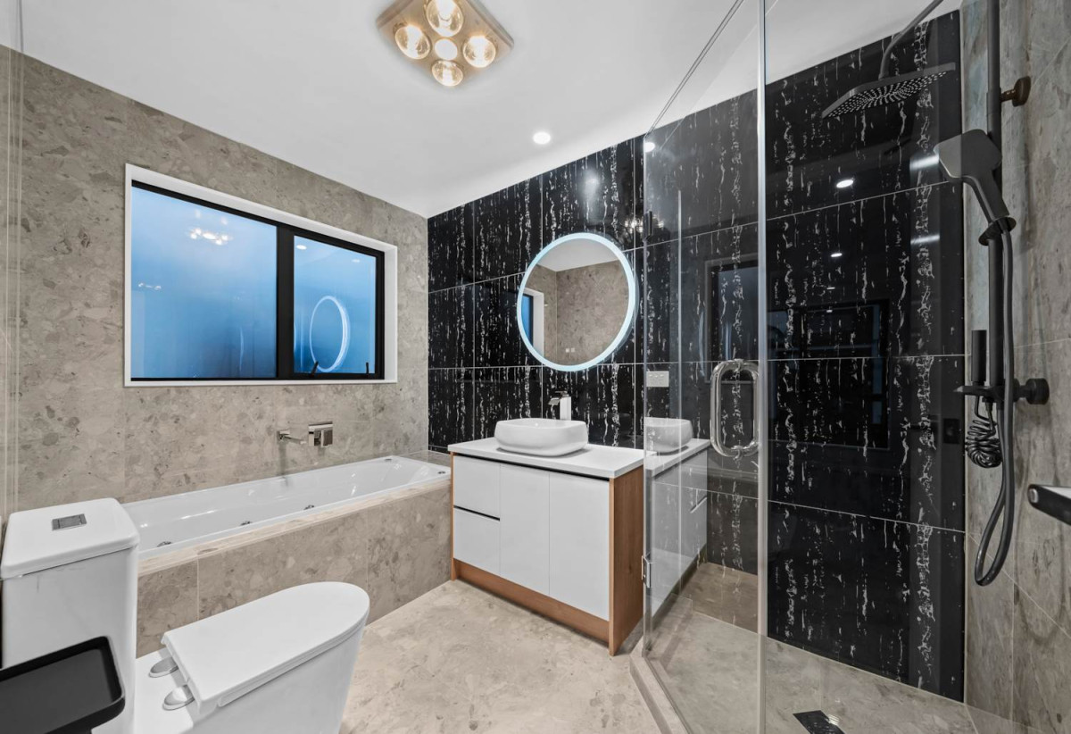 445m2 section, Brandnew 8 beds (6 ensuites) 7.5 baths house with double garage and 2 beds 1 bath granny, close to schools, Ormiston shopping centre, 0.7 km to Mission Heights Junior College, 0.9 km to Mission Heights Primary School, 1.5 km to Ormiston Senior College, 13 Mill Hill Close, Flat Bush, Auckland