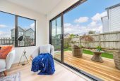 Brandnew freehold 3 beds + study 2.5 baths home with garage, close to schools , waterfront walkways and nature reserves of Wai O Taiki Bay, local shops, 0.3 km to Glenbrae School, 0.6 km to Tamaki College, 25B Sunnymead Road, Glen Innes, Auckland