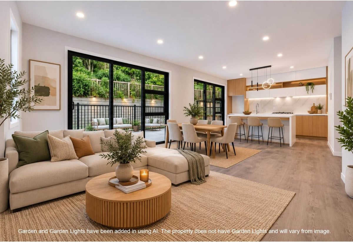 Brandnew standalone 5 beds 3 baths house with garage, 2 beds 1 bath ground floor, close to Opaheke schools, nearby reserves, and Rosehill College, 34 Bannockburn Road, Opaheke, Auckland