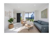 3 beds 1 bath home with car park, close to schools, shops, super markets, motorway access, 0.5 km to Takanini School, 15 Paapaakiri Loop, Takanini, Auckland