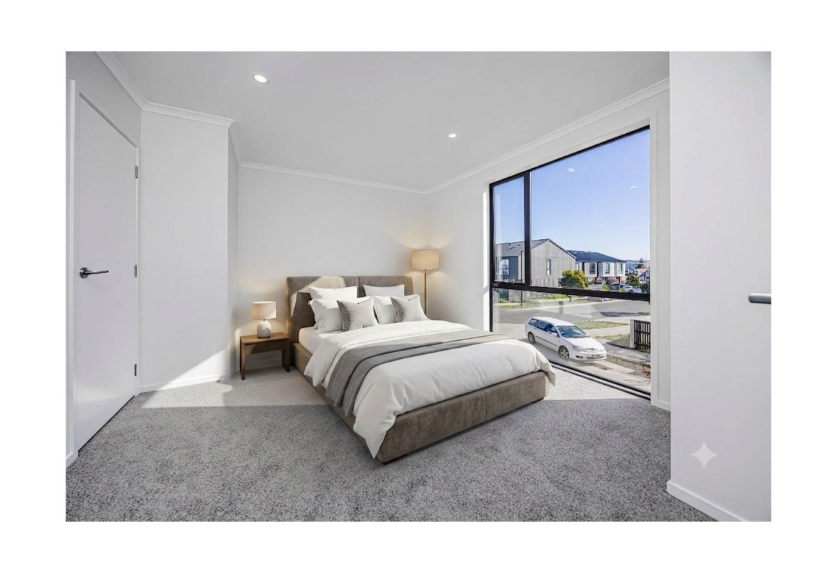 3 beds 1 bath home with car park, close to schools, shops, super markets, motorway access, 0.5 km to Takanini School, 15 Paapaakiri Loop, Takanini, Auckland