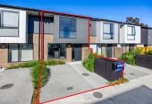 3 beds 1 bath home with car park, close to schools, shops, super markets, motorway access, 0.5 km to Takanini School, 15 Paapaakiri Loop, Takanini, Auckland