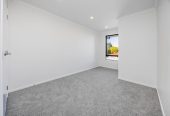3 beds 1 bath home with car park, close to schools, shops, super markets, motorway access, 0.5 km to Takanini School, 15 Paapaakiri Loop, Takanini, Auckland