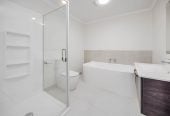 3 beds 1 bath home with car park, close to schools, shops, super markets, motorway access, 0.5 km to Takanini School, 15 Paapaakiri Loop, Takanini, Auckland