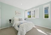 600m2 section, 5 beds (2 ensuites) 3.5 baths house with double garage, close to shops, schools, 0.8 km to Oteha Valley School, 1.1 km to Northcross Intermediate, 8 Hornbill Drive, Fairview Heights, Auckland