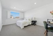 600m2 section, 5 beds (2 ensuites) 3.5 baths house with double garage, close to shops, schools, 0.8 km to Oteha Valley School, 1.1 km to Northcross Intermediate, 8 Hornbill Drive, Fairview Heights, Auckland