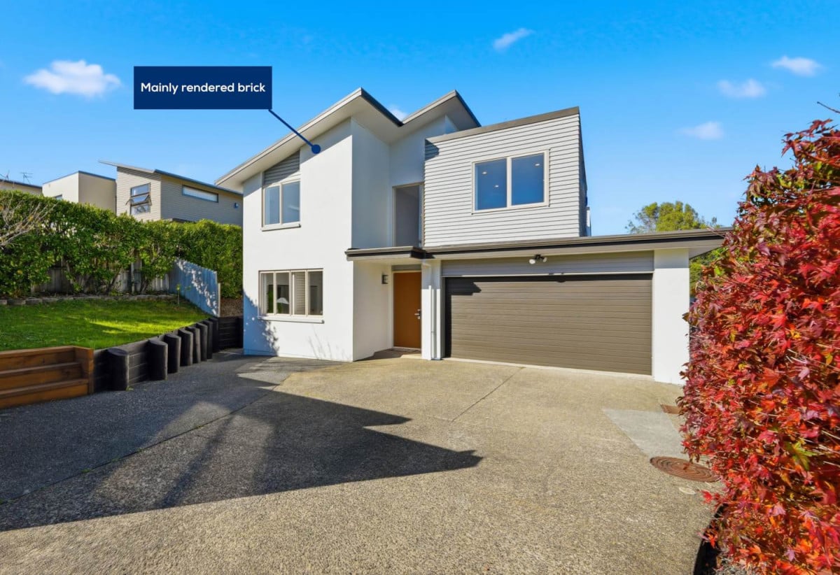 600m2 section, 5 beds (2 ensuites) 3.5 baths house with double garage, close to shops, schools, 0.8 km to Oteha Valley School, 1.1 km to Northcross Intermediate, 8 Hornbill Drive, Fairview Heights, Auckland